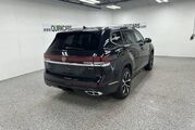 2025 Volkswagen Atlas 2.0T SEL Premium R-Line Oshkosh WI