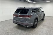 2025 Volkswagen Atlas 2.0T SEL Premium R-Line Oshkosh WI
