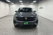 2025 Volkswagen Atlas 2.0T SEL Premium R-Line Oshkosh WI