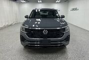 2025 Volkswagen Atlas 2.0T SEL Premium R-Line Oshkosh WI