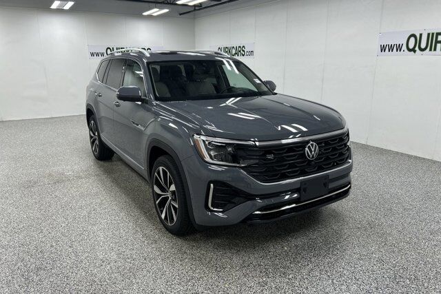 2025 Volkswagen Atlas 2.0T SEL Premium R-Line Oshkosh WI