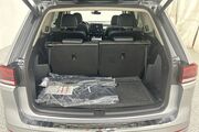 2025 Volkswagen Atlas 2.0T SEL Premium R-Line Oshkosh WI