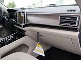 2025 Volkswagen Atlas 2.0T SEL Premium R-Line Oshkosh WI