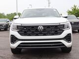 2025 Volkswagen Atlas 2.0T SEL Premium R-Line Oshkosh WI
