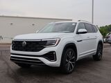 2025 Volkswagen Atlas 2.0T SEL Premium R-Line Oshkosh WI