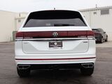 2025 Volkswagen Atlas 2.0T SEL Premium R-Line Oshkosh WI