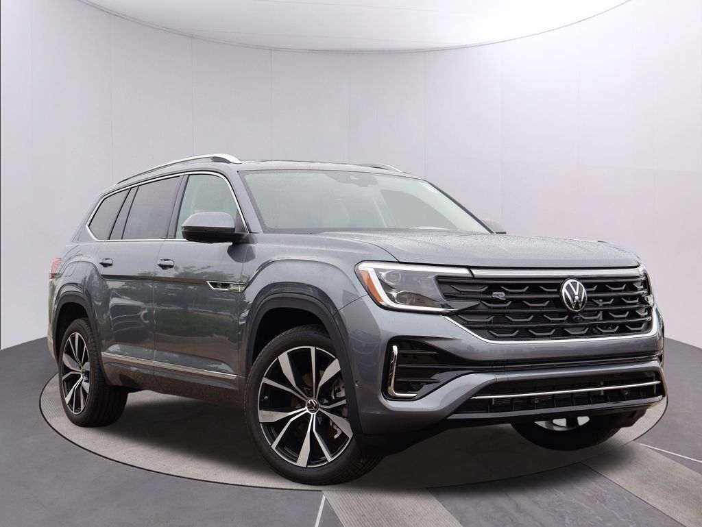2025 Volkswagen Atlas 2.0T SEL Premium R-Line Oshkosh WI