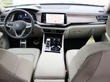 2025 Volkswagen Atlas 2.0T SEL Premium R-Line Oshkosh WI