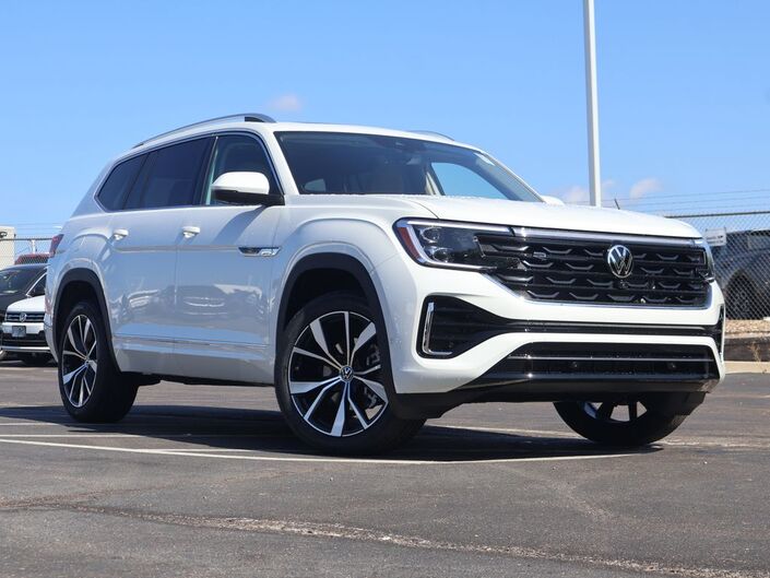 2025 Volkswagen Atlas 2.0T SEL Premium R-Line Oshkosh WI