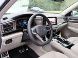 2025 Volkswagen Atlas 2.0T SEL Premium R-Line Oshkosh WI