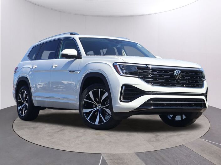 2025 Volkswagen Atlas 2.0T SEL Premium R-Line Oshkosh WI