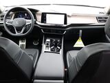 2025 Volkswagen Atlas 2.0T SEL Premium R-Line Oshkosh WI
