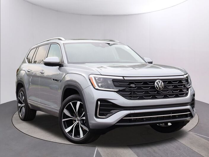 2025 Volkswagen Atlas 2.0T SEL Premium R-Line Oshkosh WI