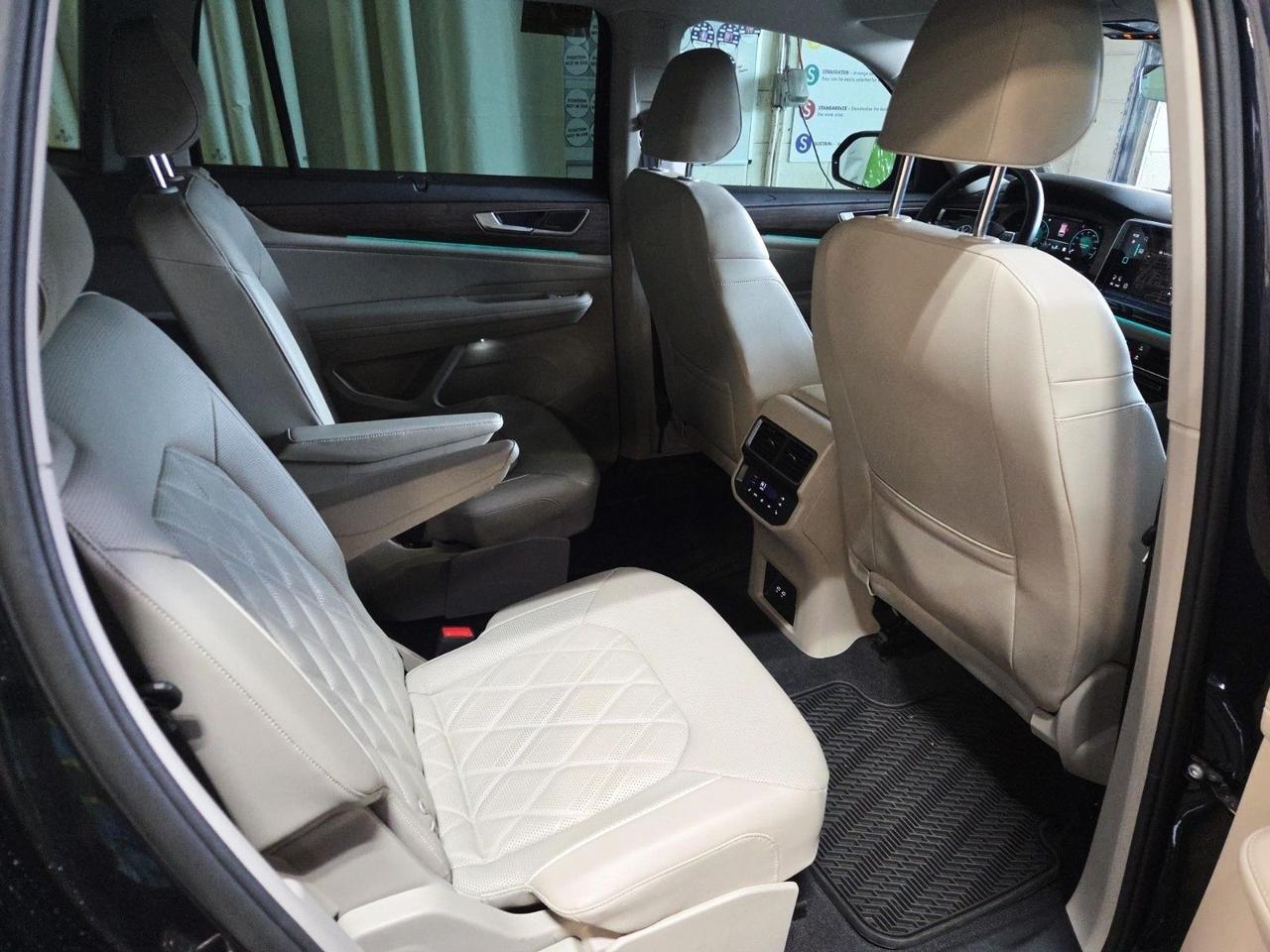 2025 Volkswagen Atlas 2.0T SEL Premium R-Line Panoramic Roof Ventilated Seats Portland OR