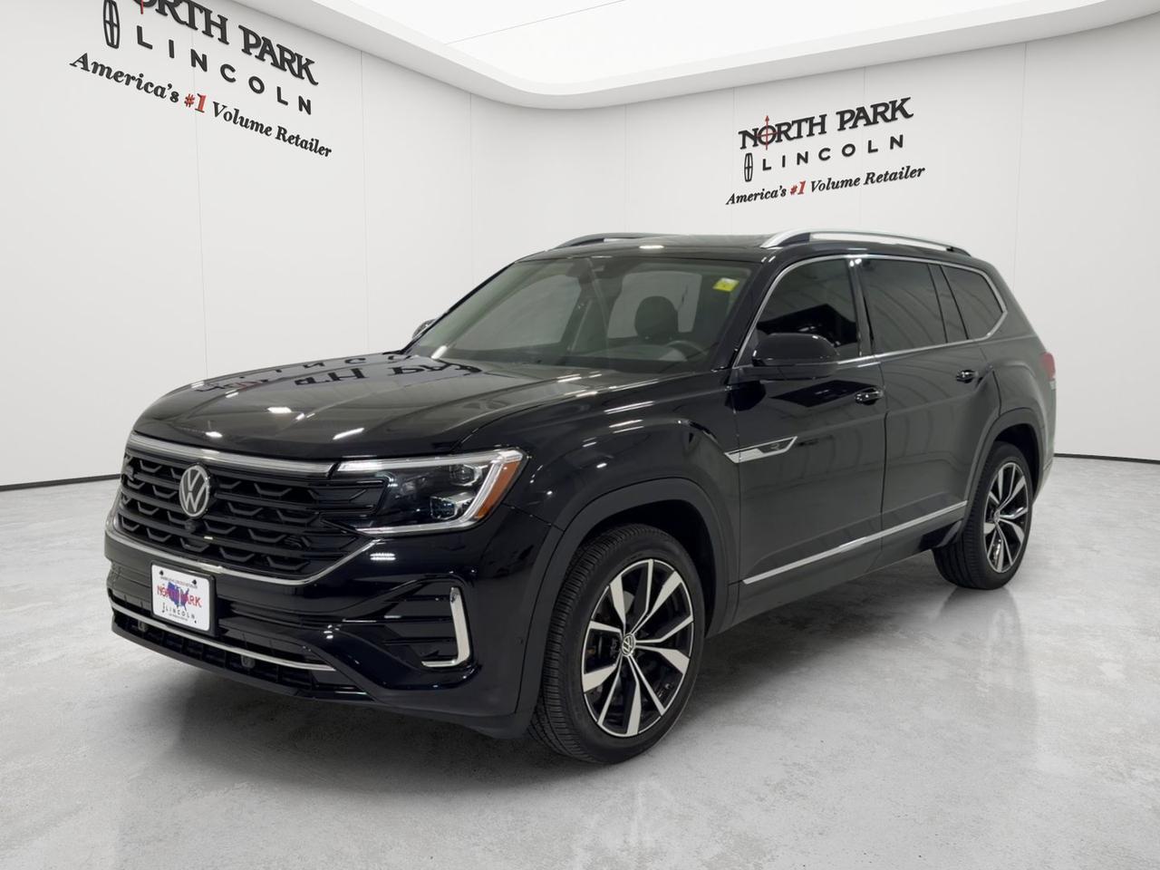 2025 Volkswagen Atlas 2.0T SEL Premium R-Line