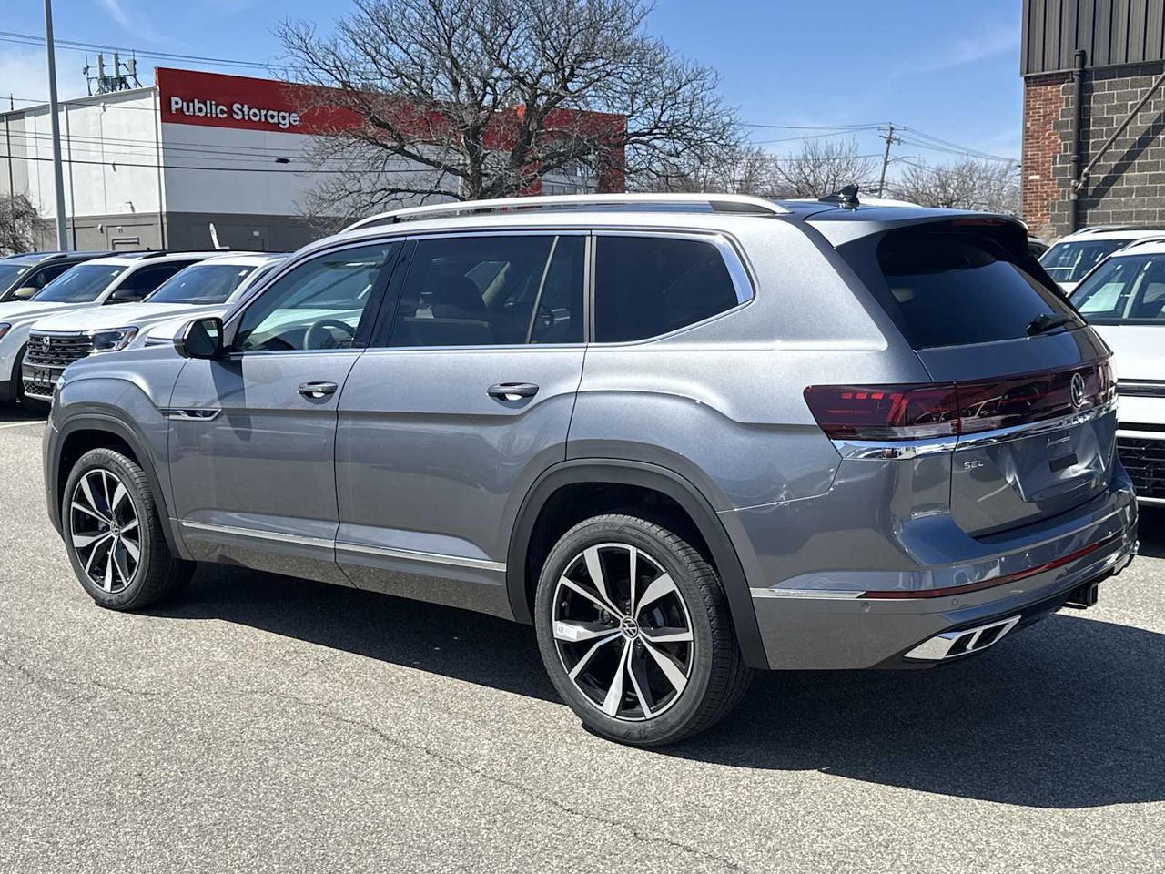2025 Volkswagen Atlas 2.0T SEL Premium R-Line Medford MA
