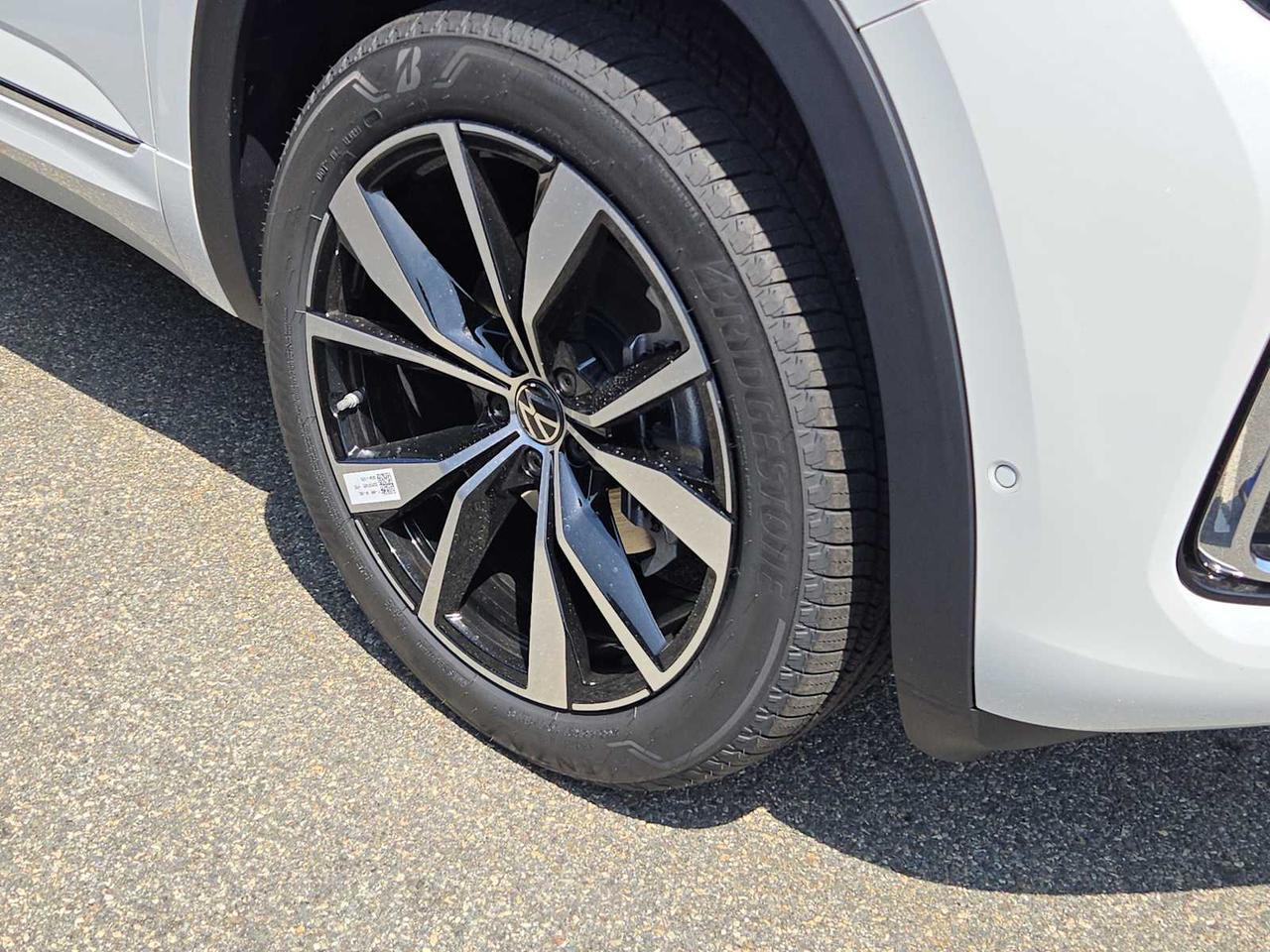 2025 Volkswagen Atlas 2.0T SEL Premium R-Line Medford MA
