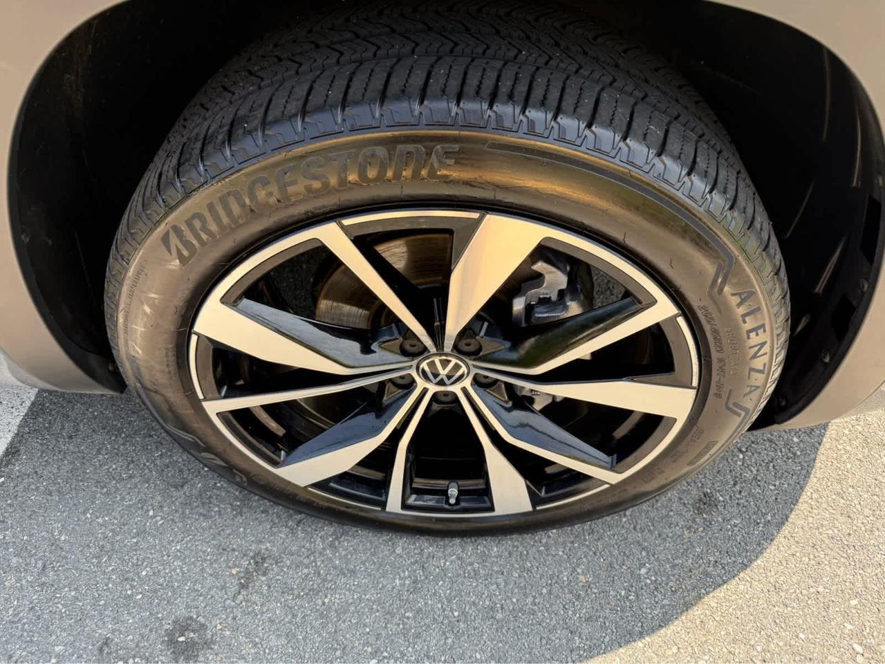 2025 Volkswagen Atlas 2.0T SEL Premium R-Line Wellesley MA