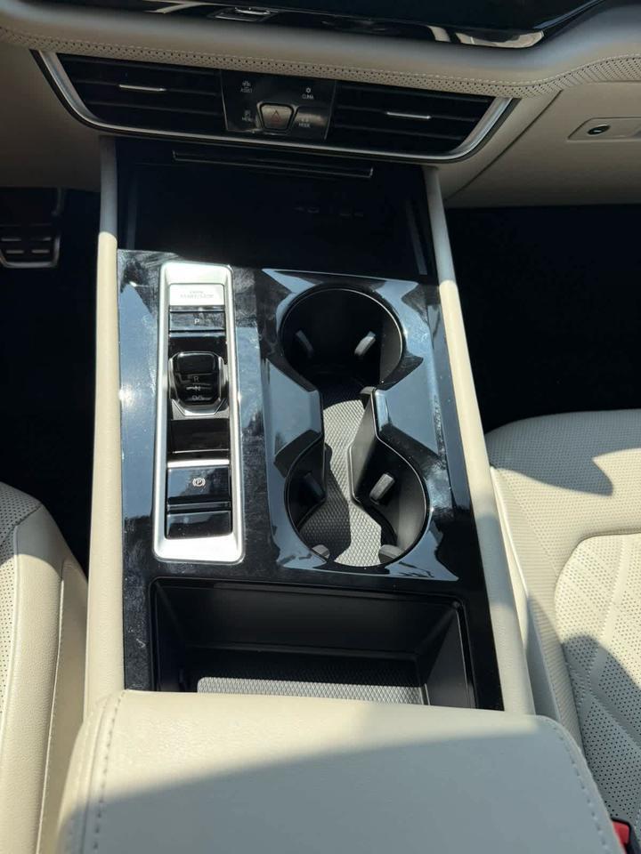 2025 Volkswagen Atlas 2.0T SEL Premium R-Line Wellesley MA