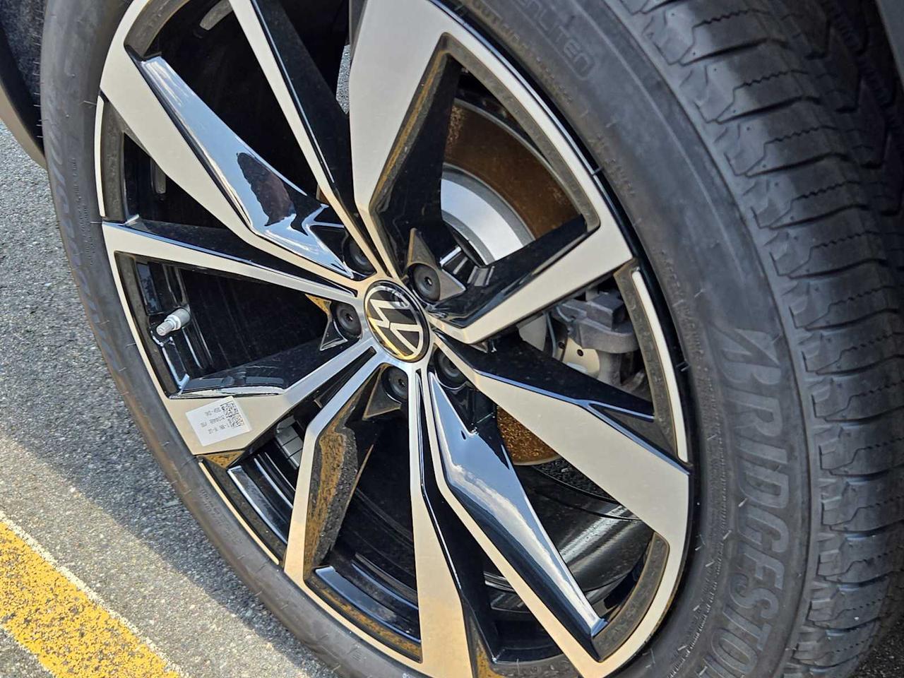 2025 Volkswagen Atlas 2.0T SEL Premium R-Line Wellesley MA
