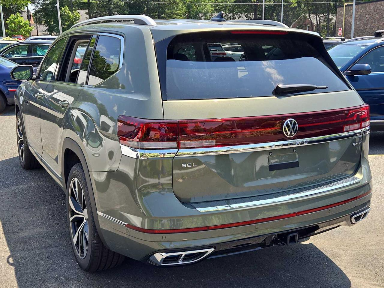2025 Volkswagen Atlas 2.0T SEL Premium R-Line Wellesley MA