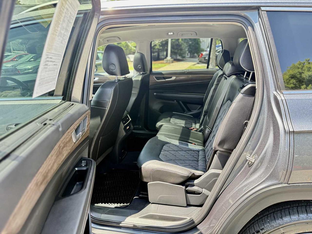 2025 Volkswagen Atlas 2.0T SEL Premium R-Line Westborough MA