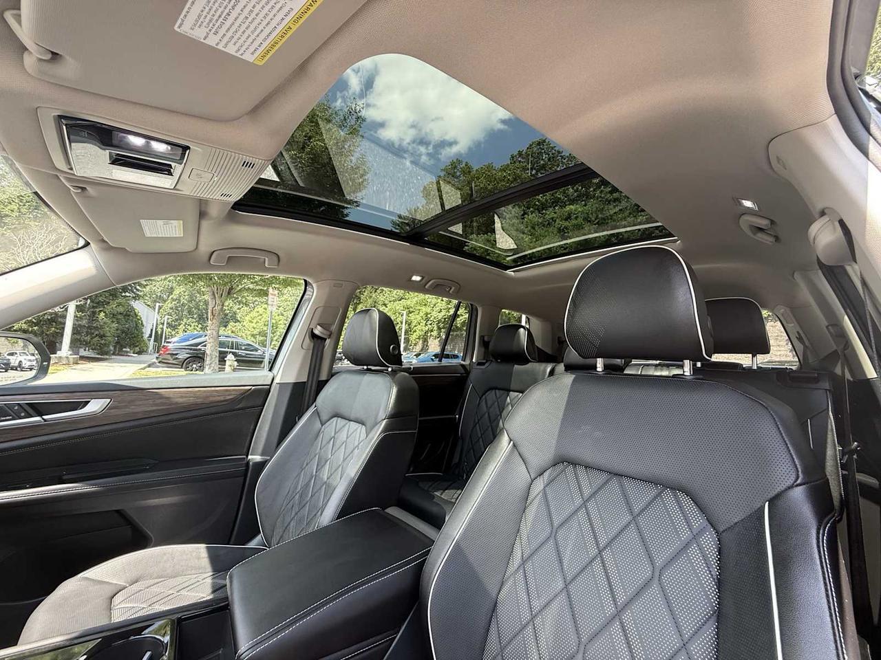 2025 Volkswagen Atlas 2.0T SEL Premium R-Line Westborough MA