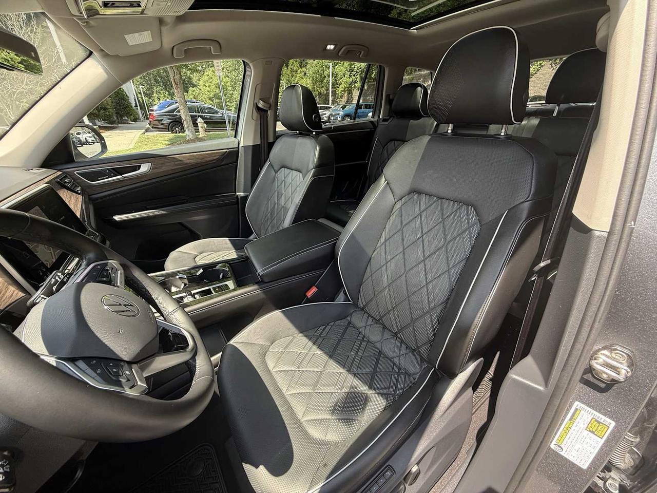 2025 Volkswagen Atlas 2.0T SEL Premium R-Line Westborough MA