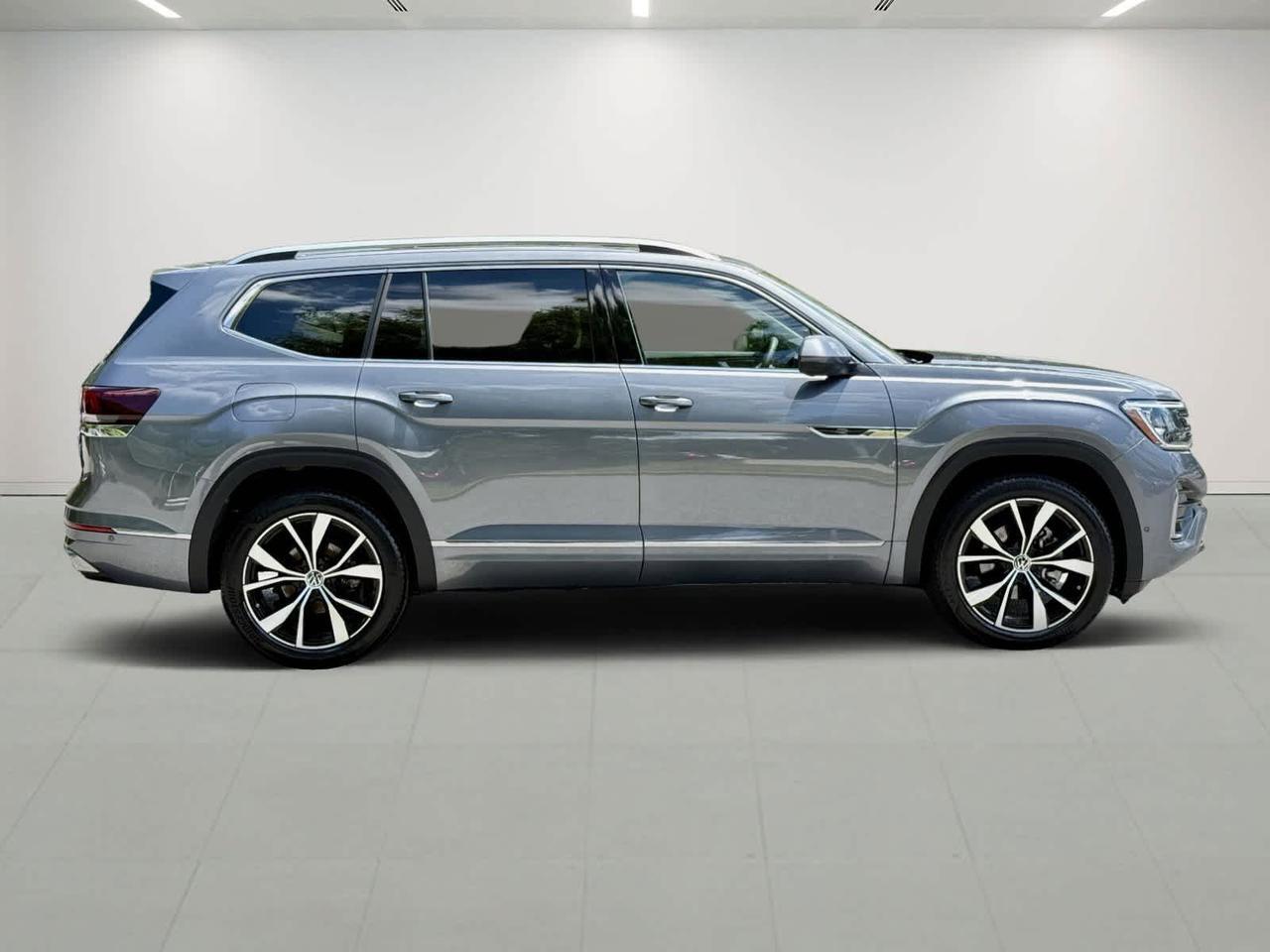 2025 Volkswagen Atlas 2.0T SEL Premium R-Line Westborough MA