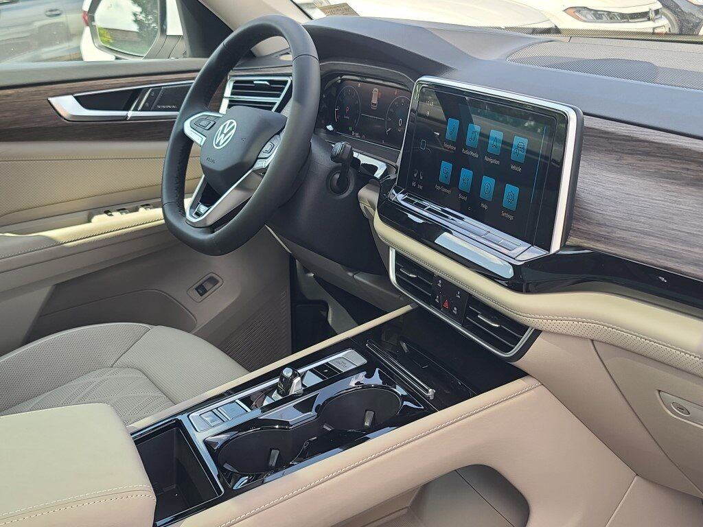 2025 Volkswagen Atlas 2.0T SEL Premium R-Line Springfield VA