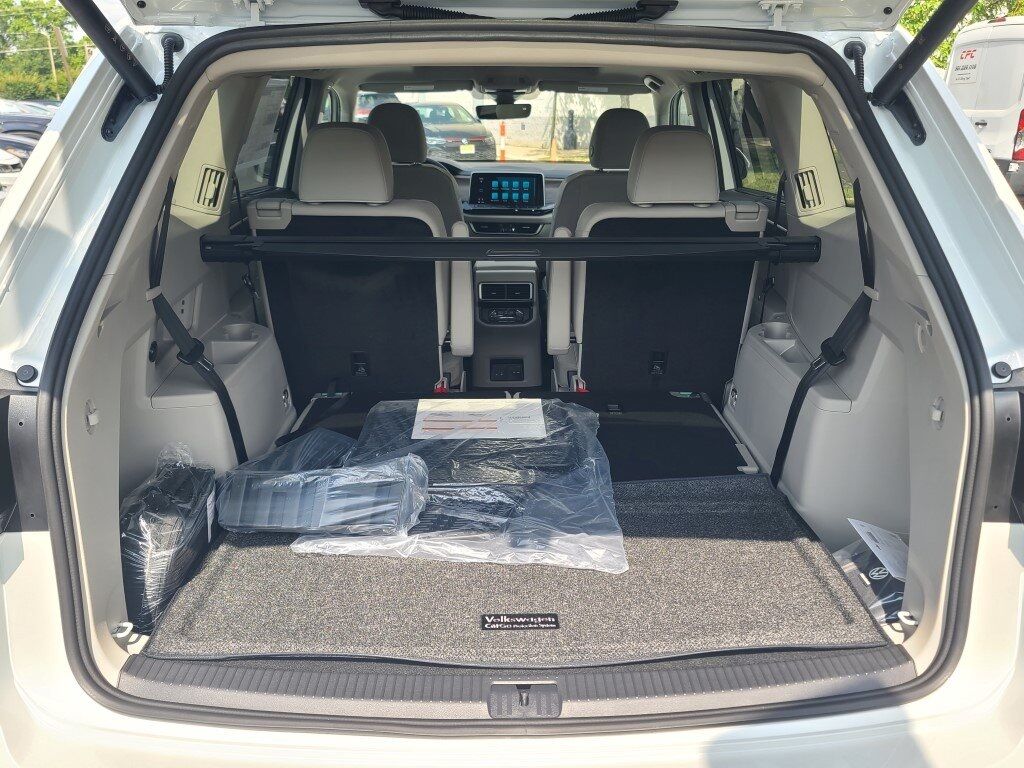 2025 Volkswagen Atlas 2.0T SEL Premium R-Line Springfield VA