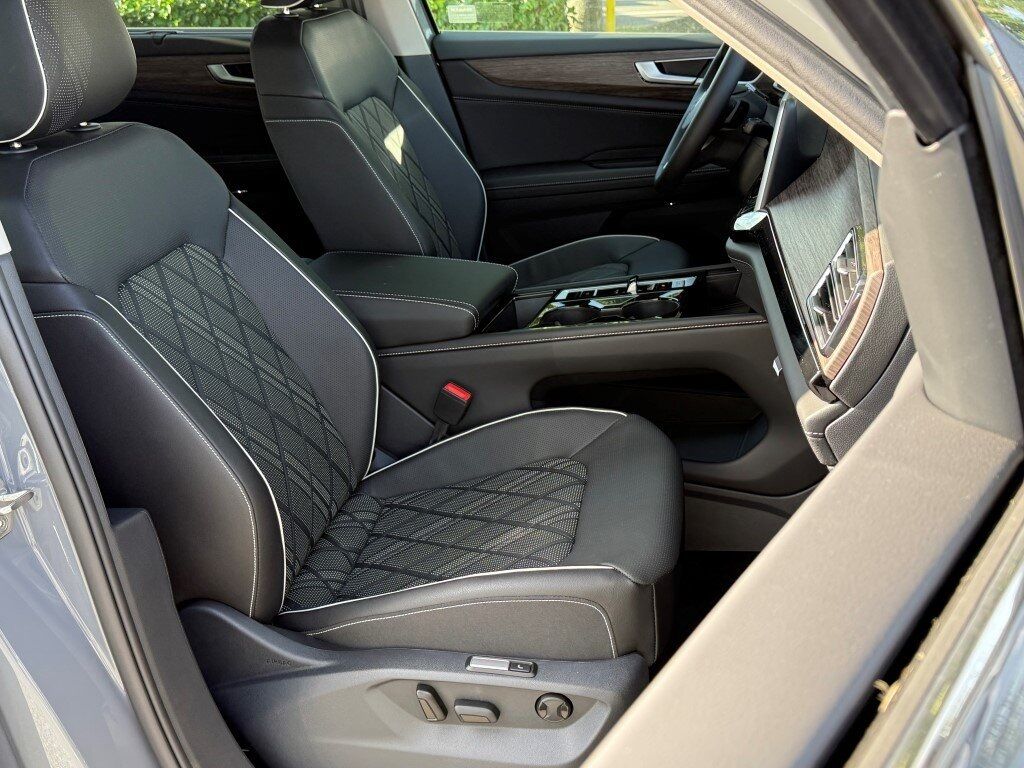 2025 Volkswagen Atlas 2.0T SEL Premium R-Line Springfield VA