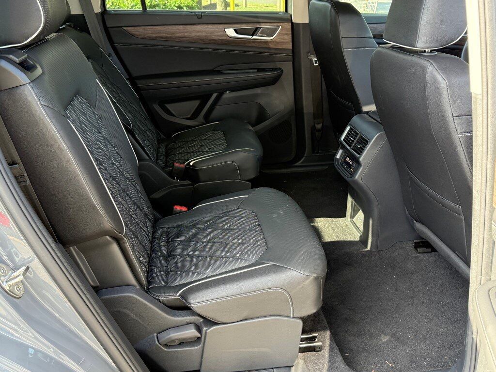 2025 Volkswagen Atlas 2.0T SEL Premium R-Line Springfield VA