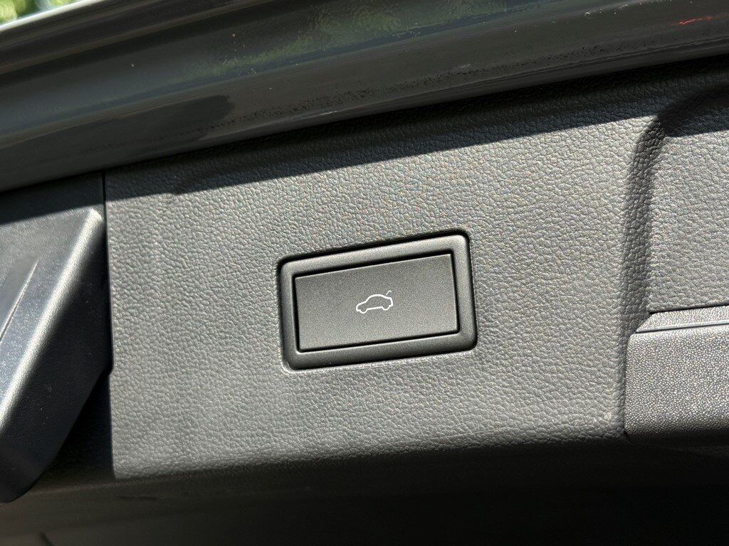 2025 Volkswagen Atlas 2.0T SEL Premium R-Line Springfield VA