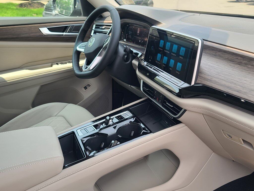 2025 Volkswagen Atlas 2.0T SEL Premium R-Line Springfield VA