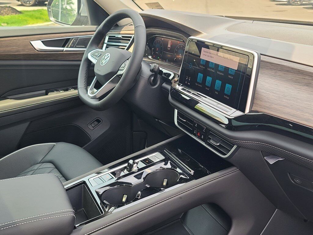 2025 Volkswagen Atlas 2.0T SEL Premium R-Line Springfield VA