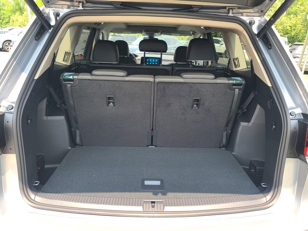 2025 Volkswagen Atlas 2.0T SEL Premium R-Line Springfield VA