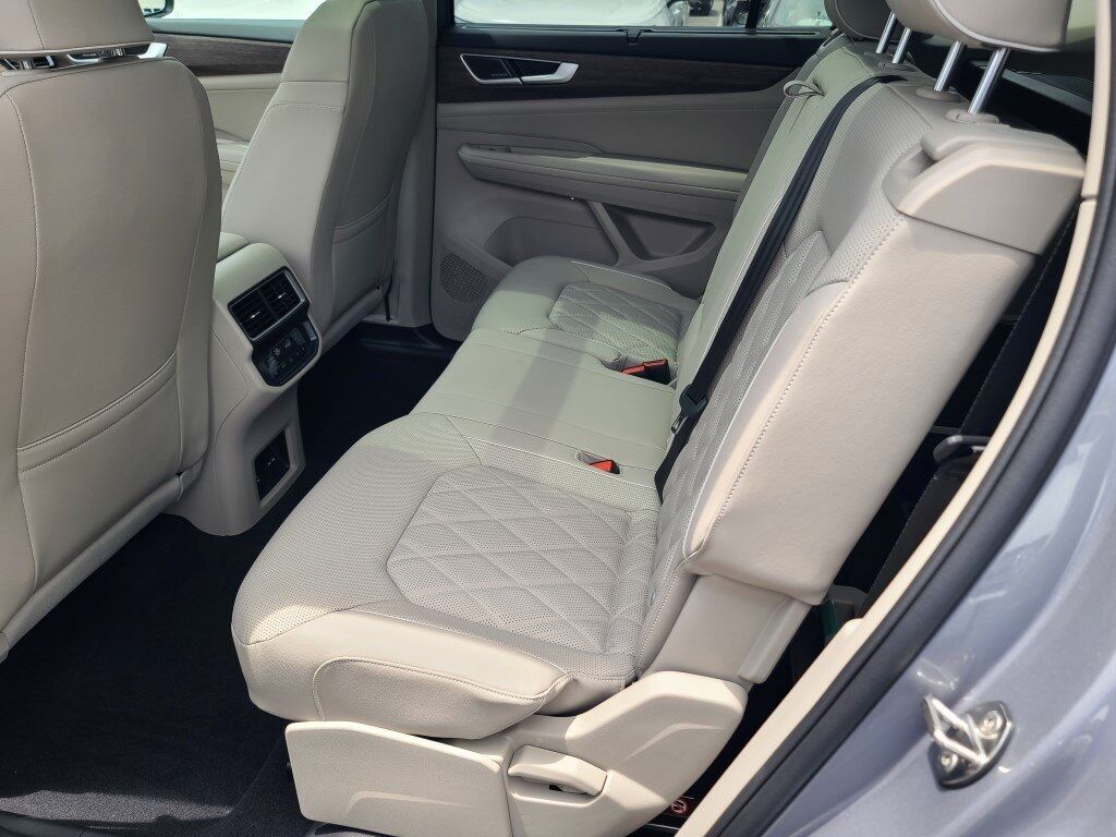 2025 Volkswagen Atlas 2.0T SEL Premium R-Line Springfield VA