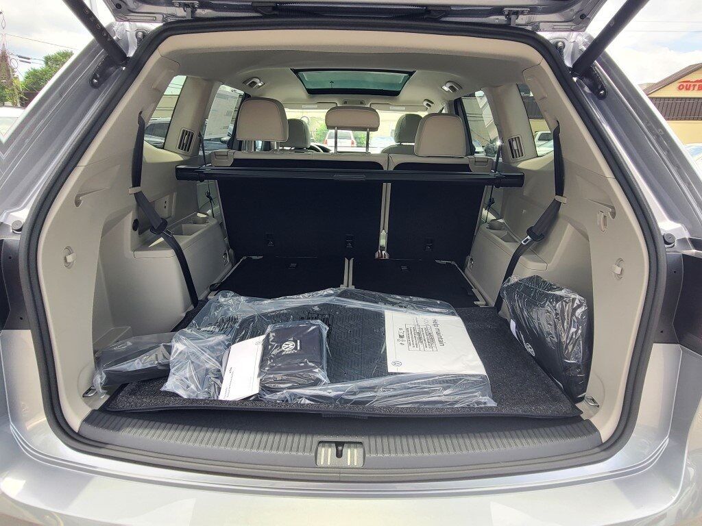 2025 Volkswagen Atlas 2.0T SEL Premium R-Line Springfield VA
