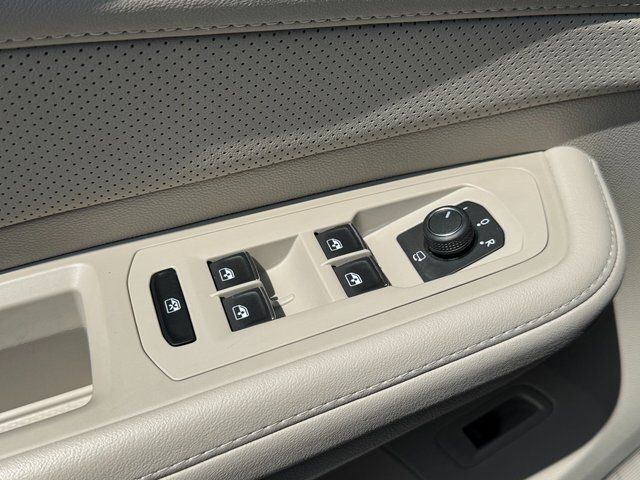 2025 Volkswagen Atlas 2.0T SEL Premium R-Line Springfield VA