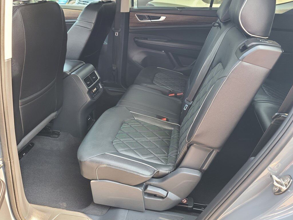 2025 Volkswagen Atlas 2.0T SEL Premium R-Line Springfield VA