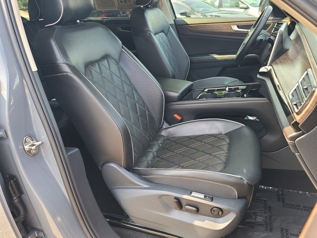 2025 Volkswagen Atlas 2.0T SEL Premium R-Line Springfield VA