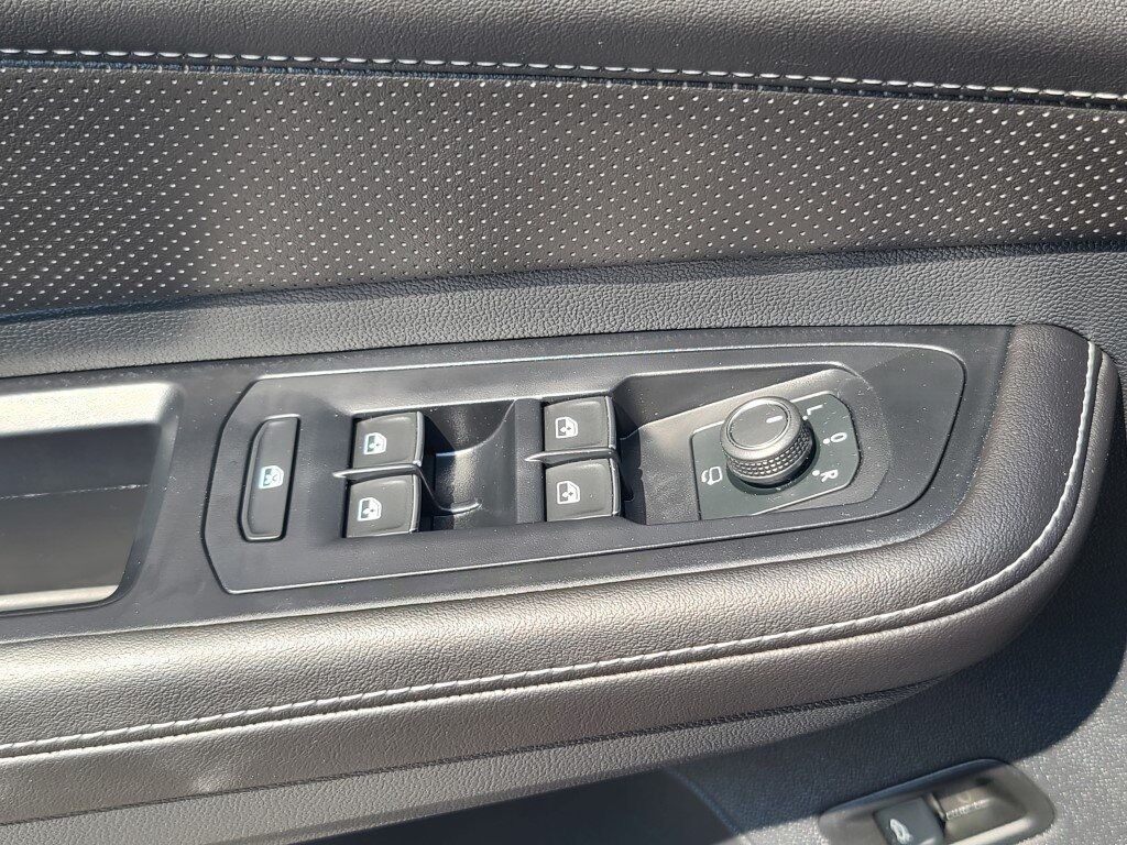 2025 Volkswagen Atlas 2.0T SEL Premium R-Line Springfield VA