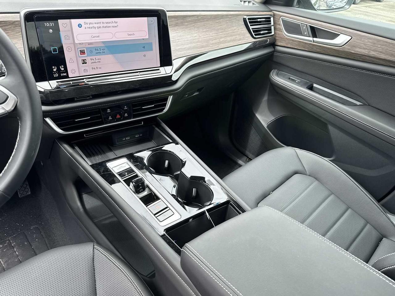 2025 Volkswagen Atlas 2.0T SEL Medford MA