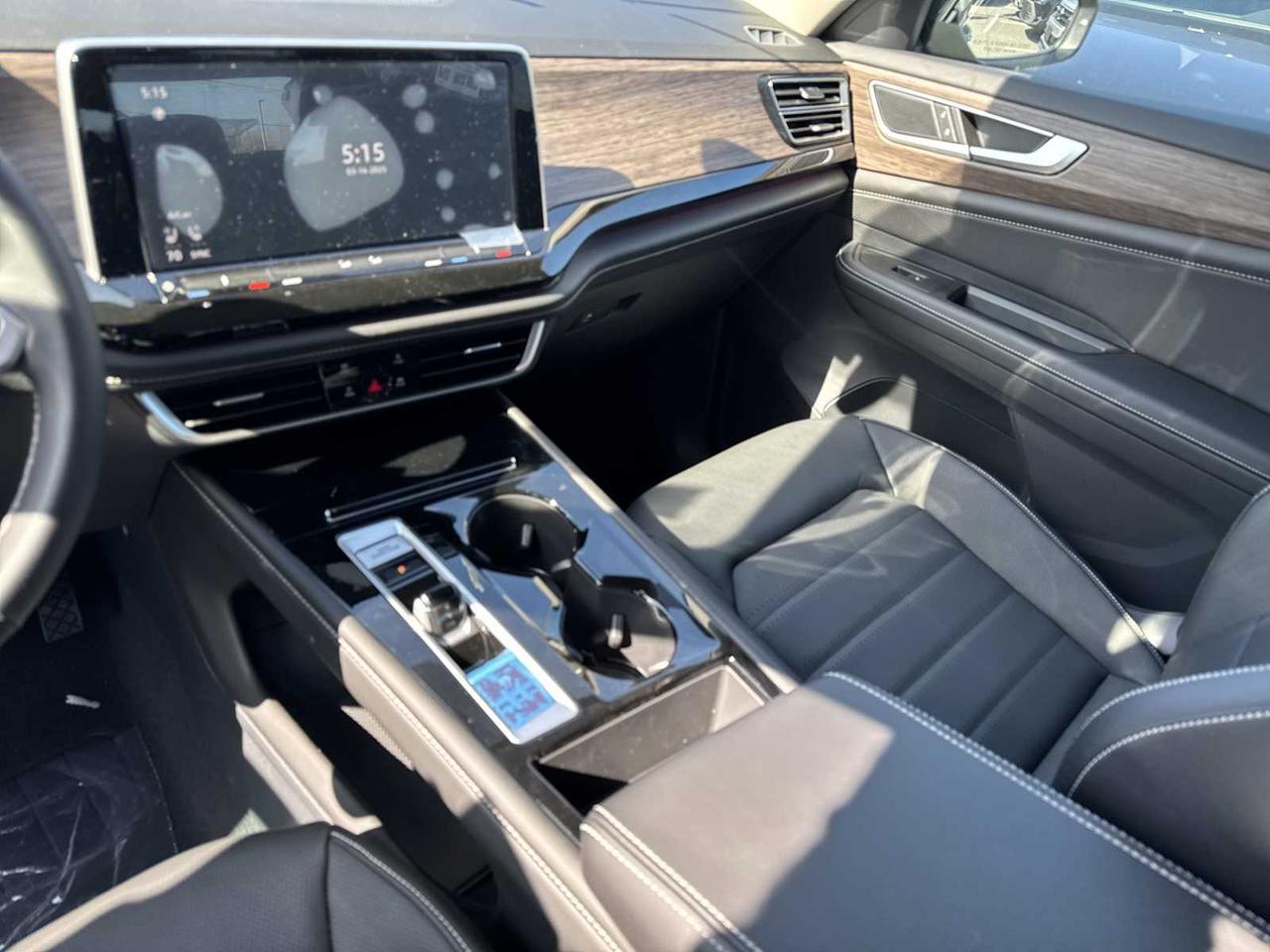 2025 Volkswagen Atlas 2.0T SEL Medford MA