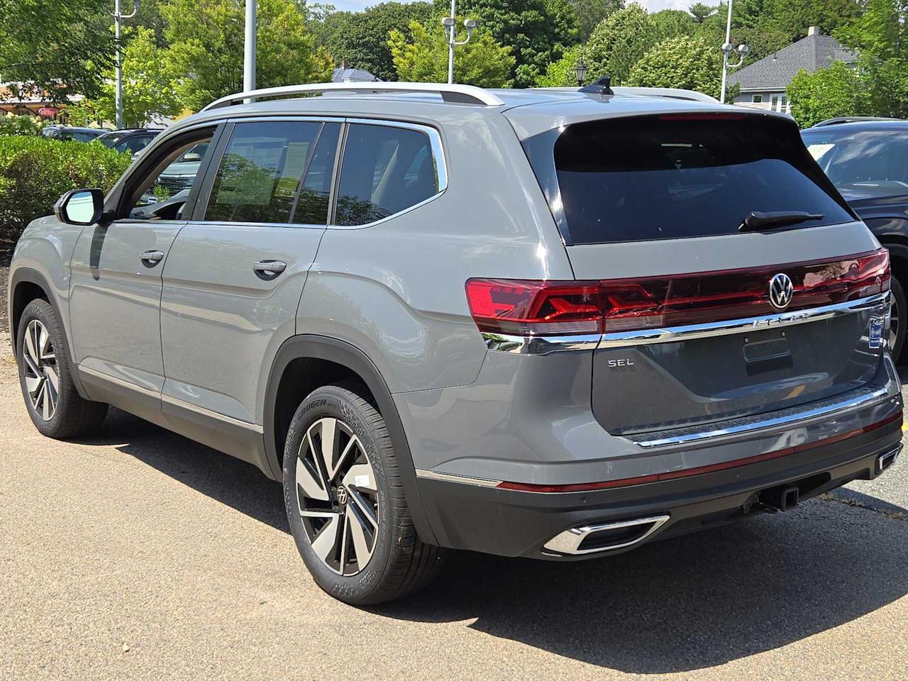 2025 Volkswagen Atlas 2.0T SEL Wellesley MA