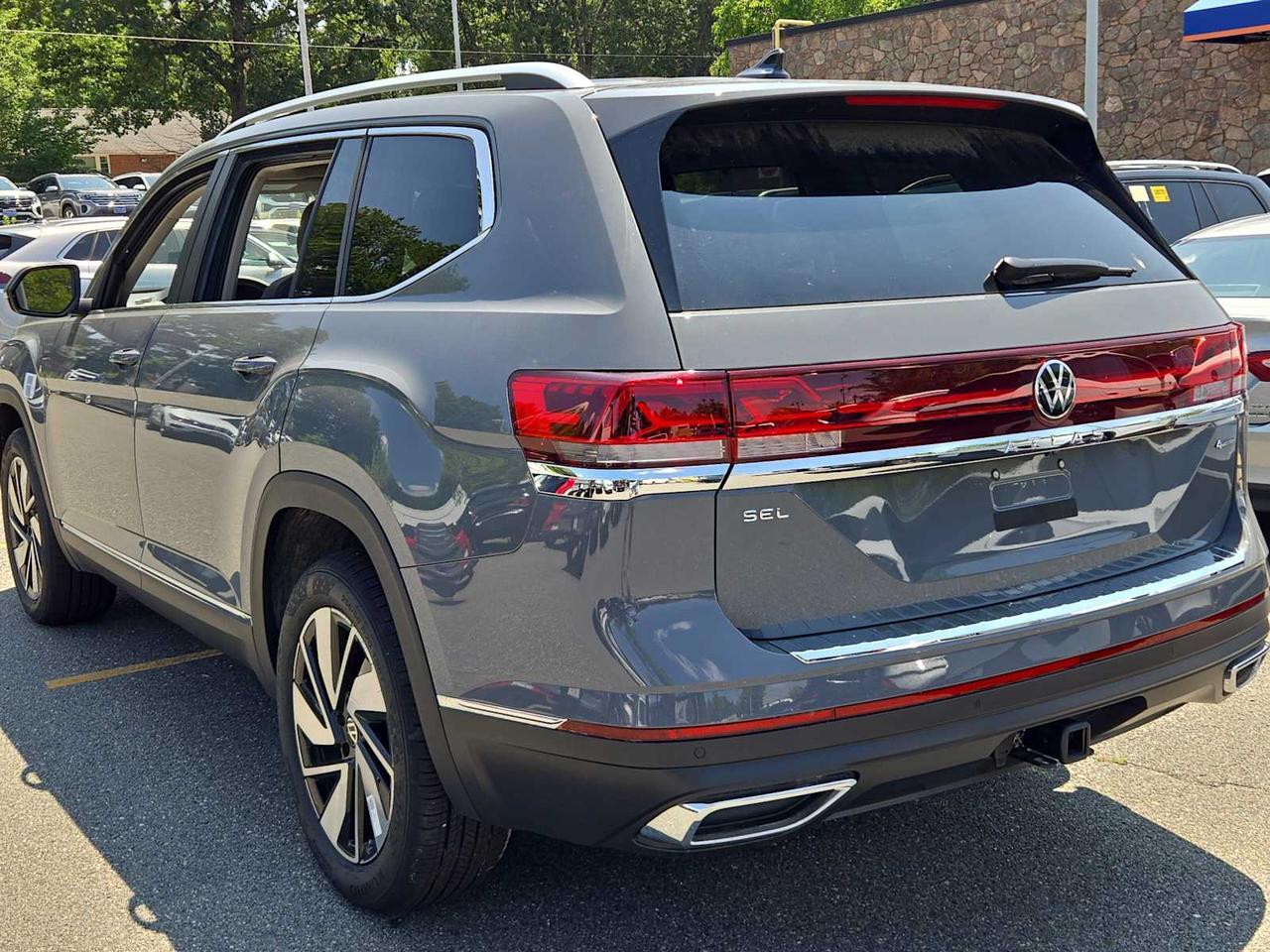 2025 Volkswagen Atlas 2.0T SEL Wellesley MA