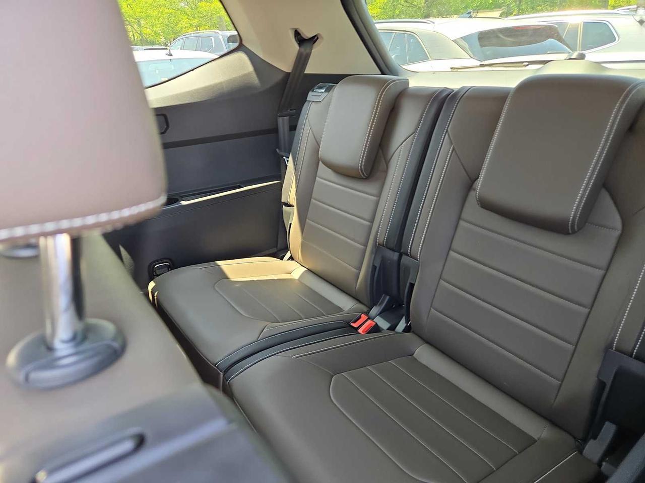 2025 Volkswagen Atlas 2.0T SEL Wellesley MA