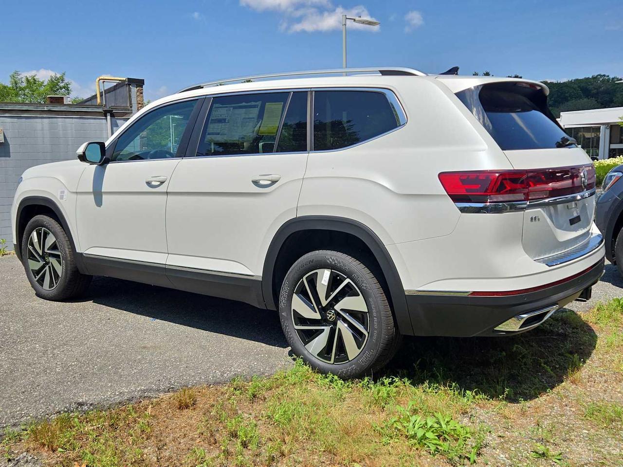 2025 Volkswagen Atlas 2.0T SEL Wellesley MA