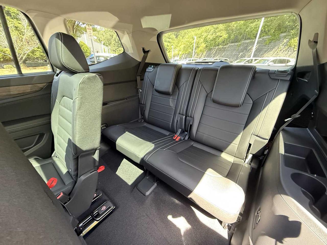 2025 Volkswagen Atlas 2.0T SEL Westborough MA
